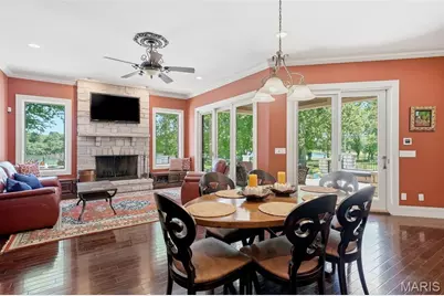 11701 Lakeshore Drive, Creve Coeur, MO 63141 - Photo 26