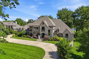 11701 Lakeshore Dr, Creve Coeur, MO 63141 - Photo 86
