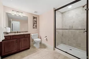 11701 Lakeshore Dr, Creve Coeur, MO 63141 - Photo 70