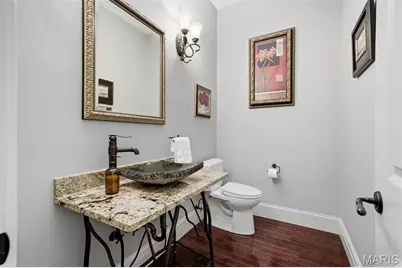 11701 Lakeshore Drive, Creve Coeur, MO 63141 - Photo 32