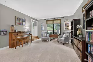 12143 Bent Brook Rd, Des Peres, MO 63122 - Photo 4
