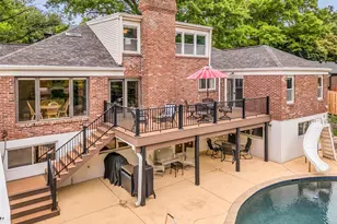 51 High Valley Dr, Chesterfield, MO 63017 - Photo 8