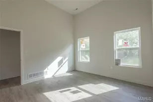 25665 Leo Ln, Perry, MO 63462 - Photo 16