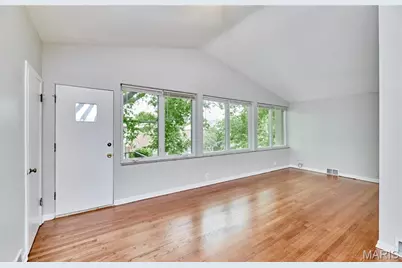 7224 Amherst Avenue, Saint Louis, MO 63130 - Photo 2