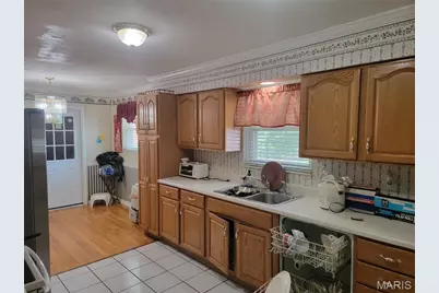 2805 Ancell Lane, Mehlville, MO 63125 - Photo 10