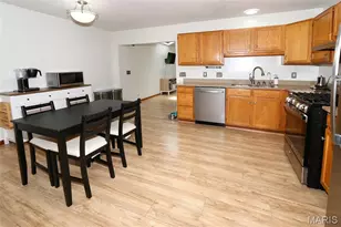 332 Oak Tree Dr, Saint Louis, MO 63119 - Photo 6