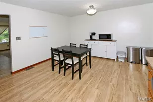 332 Oak Tree Dr, Saint Louis, MO 63119 - Photo 10