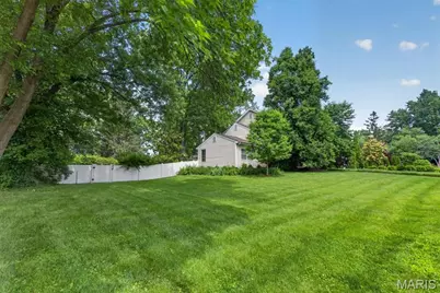 8 Covington Lane, Saint Louis, MO 63132 - Photo 32