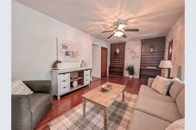 4043 McDonald Avenue, Saint Louis, MO 63116 - Photo 4