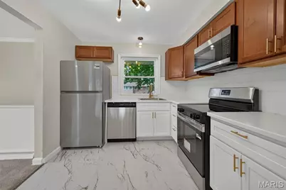 305 Ward Drive, Ferguson, MO 63135 - Photo 12