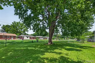 305 Ward Dr, Ferguson, MO 63135 - Photo 28