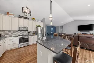 648 Wyndview Dr, O'Fallon, MO 63367 - Photo 12