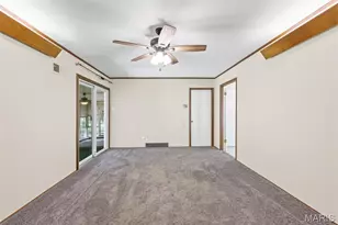8970 S Laclede Station Rd, Saint Louis, MO 63123 - Photo 20