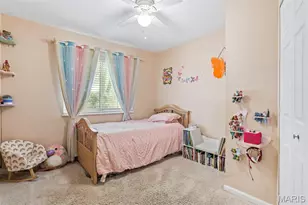 2859 Foxwood Dr, Maryland Heights, MO 63043 - Photo 22