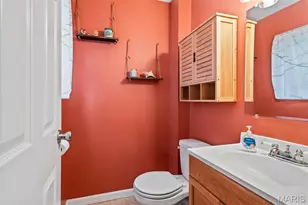 2859 Foxwood Dr, Maryland Heights, MO 63043 - Photo 20