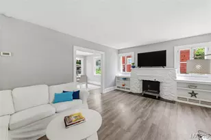 639 Newport Ave, Webster Groves, MO 63119 - Photo 10
