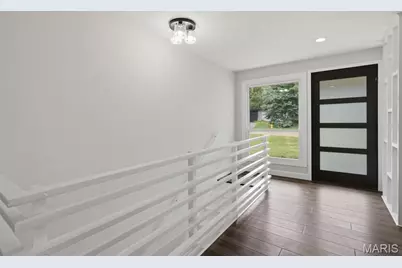 2431 Trossock Lane, Kirkwood, MO 63122 - Photo 8