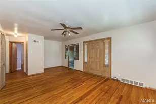 351 Amend Dr, Saint Louis, MO 63129 - Photo 8