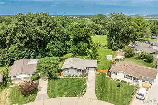 351 Amend Dr, Saint Louis, MO 63129 - Photo 42