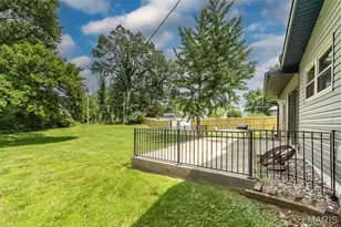 351 Amend Dr, Saint Louis, MO 63129 - Photo 36