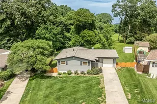 351 Amend Dr, Saint Louis, MO 63129 - Photo 38