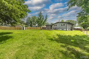 351 Amend Dr, Saint Louis, MO 63129 - Photo 32