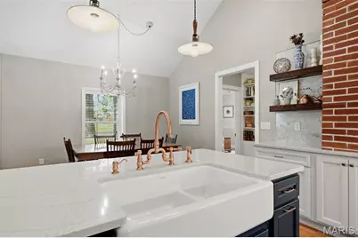 895 Brookside Drive, Saint Louis, MO 63122 - Photo 12