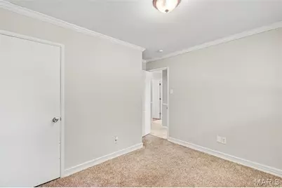 1150 Kostka Lane, Florissant, MO 63031 - Photo 6