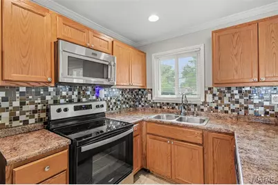 1150 Kostka Lane, Florissant, MO 63031 - Photo 2