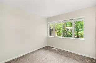 985 Belmont Terrace, Florissant, MO 63033 - Photo 14