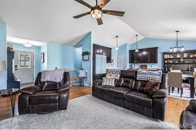 1627 Saint Charles Drive, Hillsboro, MO 63050 - Photo 6