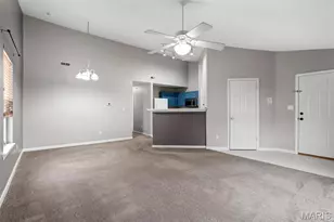 16 Homefield Gardens Dr, O'Fallon, MO 63366 - Photo 4