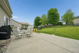 318 Hampton Ridge Dr, Wentzville, MO 63385 - Photo 36