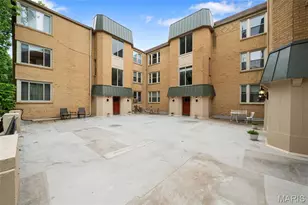 7542 York Dr, Saint Louis, MO 63105 - Photo 28