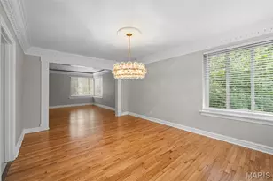 7542 York Dr, Saint Louis, MO 63105 - Photo 16