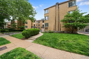 7542 York Dr, Saint Louis, MO 63105 - Photo 34