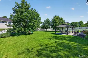 292 England Dr, O'Fallon, MO 63366 - Photo 46