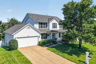 292 England Dr, O'Fallon, MO 63366 - Photo 1