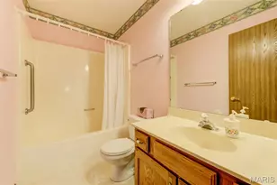 2942 Sylvan Ln, Saint Charles, MO 63301 - Photo 8