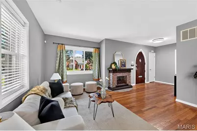 7458 Gannon Avenue, University City, MO 63130 - Photo 8