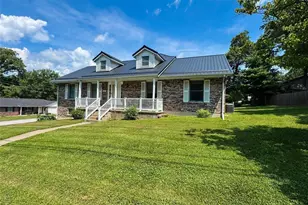 2610 Marsh Ave, Hannibal, MO 63401 - Photo 1