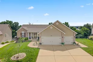 713 Berrywine Ln, Arnold, MO 63010 - Photo 1