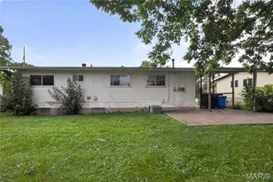 2325 Patterson Rd, Florissant, MO 63031 - Photo 12