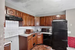 2325 Patterson Rd, Florissant, MO 63031 - Photo 10