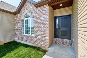 12 Canyon Creek Ct, Moscow Mills, MO 63362 - Photo 2
