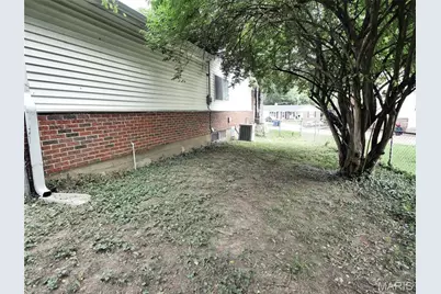 2295 Woodgrass Drive, Saint Louis, MO 63114 - Photo 34