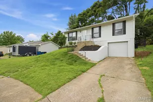 10607 St Michaels Terrace Ct, Saint Ann, MO 63074 - Photo 26