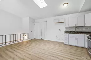 10607 St Michaels Terrace Ct, Saint Ann, MO 63074 - Photo 12