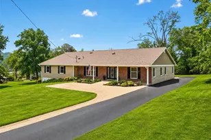 14 Ferndale Dr, Fenton, MO 63026 - Photo 2
