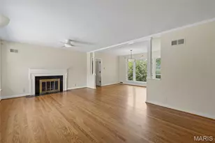 216 Turf Ct, Saint Louis, MO 63119 - Photo 6
